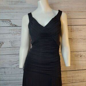 Le chateau Black Long Ruched Knit Formal Dress XXS